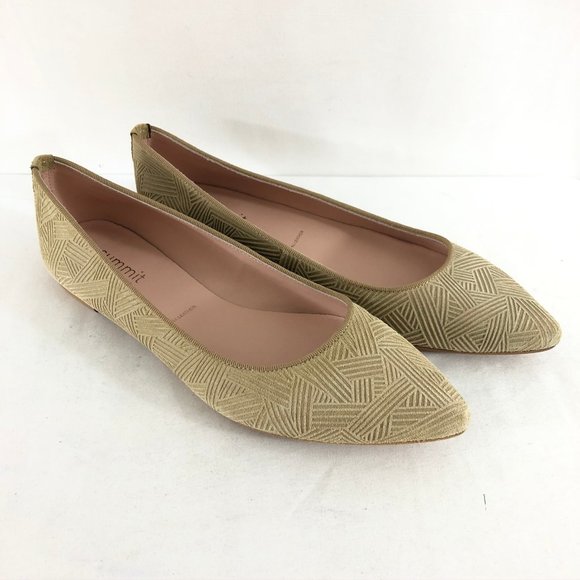 summit by white mountain flats